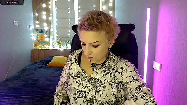 Sweet-n-Strong online show from December 4, 2025, 8:02 am