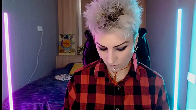 Snapshot of Sweet-n-Strong chatting on February 12, 2026, 1:11 pm Sweet-n-Strong online show from February 12, 2026, 1:11 pm