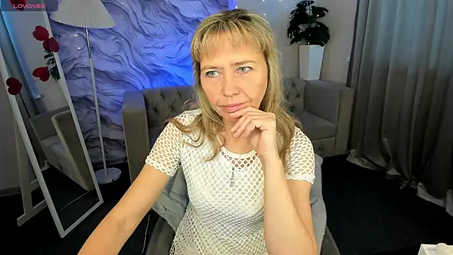 Snapshot of Carla_Vogue chatting on February 6, 2026, 11:06 am Carla Vogue online show from February 6, 2026, 11:06 am