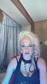LilaniLoverx online show from May 26, 2026, 12:42 am