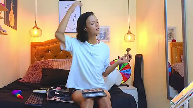 Indi rave online show from November 9, 2025, 3:16 pm