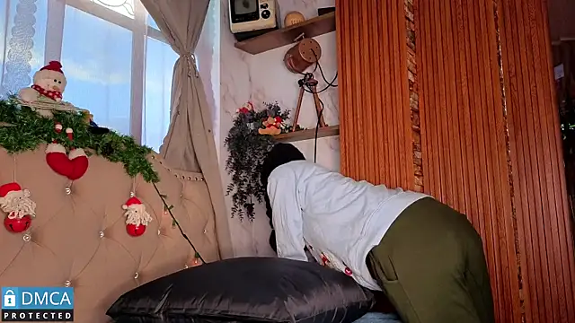 eva delight  online show from January 7, 2026, 11:15 am