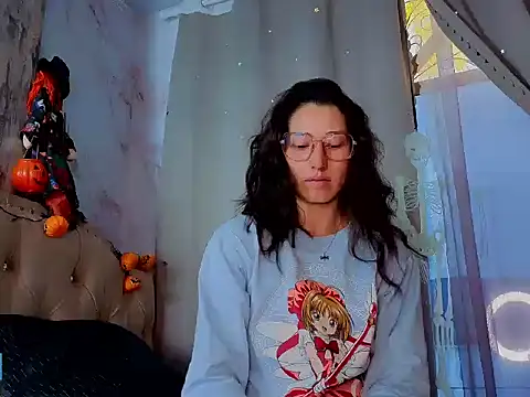 eva delight  online show from October 29, 2025, 11:31 am