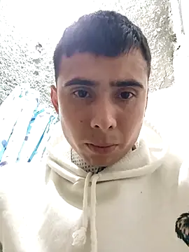 robinhd1234 online show from February 1, 2026, 11:14 pm