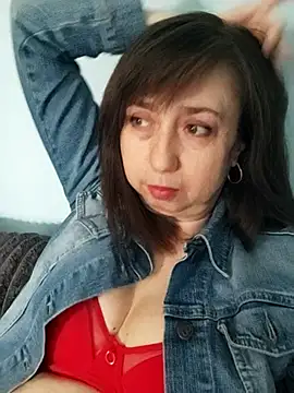 MaryKiki5619 online show from March 19, 2026, 2:06 pm