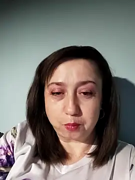 MaryKiki5619 online show from April 18, 2026, 7:07 pm