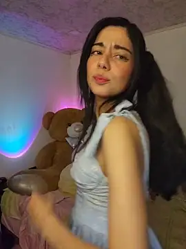 Snapshot of wetbyAlice chatting on May 6, 2026, 11:53 pm wetbyAlice online show from May 6, 2026, 11:53 pm