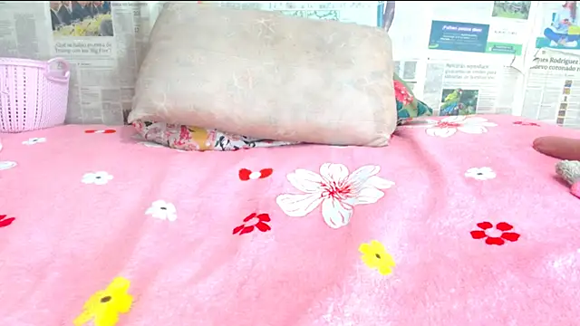 hexaravagina22 online show from December 21, 2025, 2:08 pm