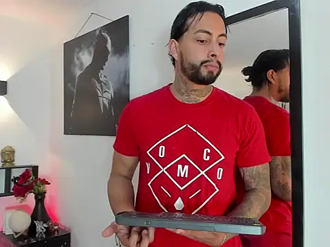 christopher palmerjs online show from November 20, 2025, 8:20 pm