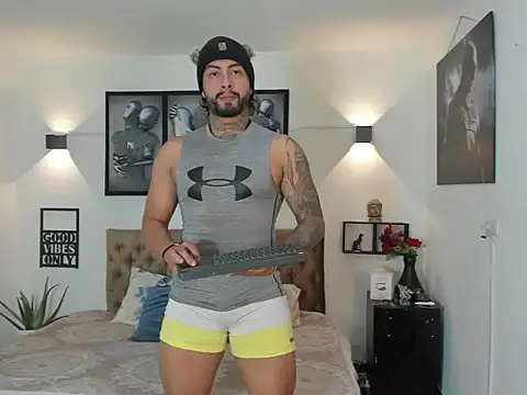 christopher palmerjs online show from November 7, 2025, 5:06 pm