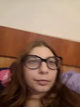 sweetbabygirlforyou online show from June 17, 2026, 4:23 am