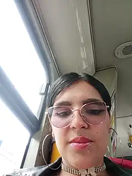 Snapshot of Sara_Kathy chatting on October 28, 2025, 6:40 pm Sara Kathy online show from October 28, 2025, 6:40 pm