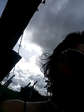 Snapshot of Sara_Kathy chatting on October 27, 2025, 7:59 pm Sara Kathy online show from October 27, 2025, 7:59 pm