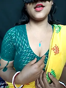 Snapshot of Mampykolkata chatting on February 4, 2026, 10:10 am Mampykolkata online show from February 4, 2026, 10:10 am