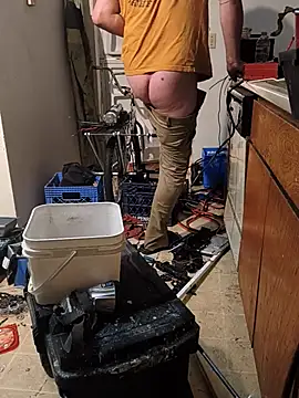 Fuckboyguyman online show from April 6, 2026, 5:08 am