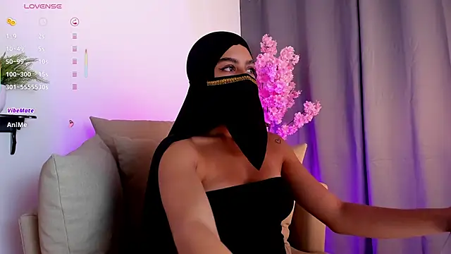 Snapshot of shaima__ chatting on January 31, 2026, 7:23 pm shaima online show from January 31, 2026, 7:23 pm