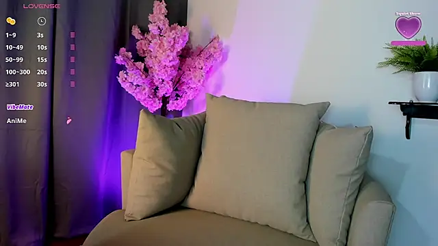 Snapshot of shaima__ chatting on November 26, 2025, 9:15 pm shaima online show from November 26, 2025, 9:15 pm