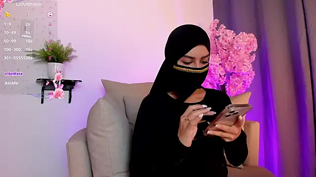 Snapshot of shaima__ chatting on February 14, 2026, 7:47 pm shaima online show from February 14, 2026, 7:47 pm