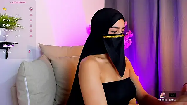 Snapshot of shaima__ chatting on December 5, 2025, 8:50 pm shaima online show from December 5, 2025, 8:50 pm