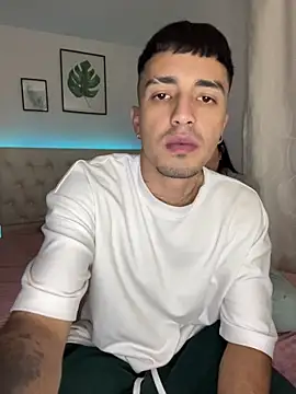 BIJOU SECRET online show from March 29, 2026, 3:08 am