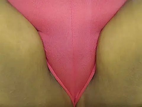 Litzy extremedarks online show from November 28, 2025, 6:30 pm