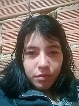 Snapshot of Angeline_Thompson chatting on November 2, 2025, 5:12 am Angeline Thompson online show from November 2, 2025, 5:12 am