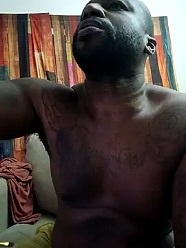 Snapshot of EggplantMonster4 chatting on January 9, 2026, 6:53 am EggplantMonster4 online show from January 9, 2026, 6:53 am