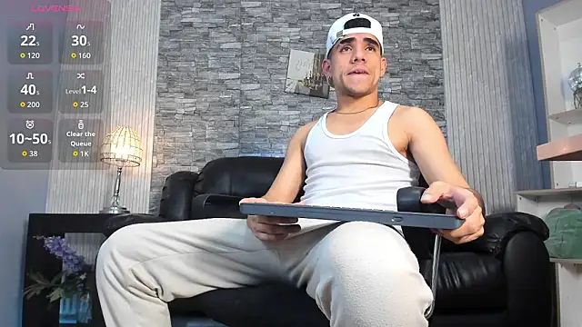 Snapshot of zack_joness18 chatting on February 3, 2026, 4:10 am zack joness18 online show from February 3, 2026, 4:10 am