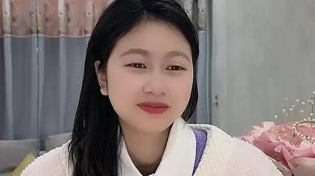 nuannuan35593 online show from January 15, 2026, 8:29 am