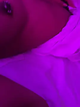 Tatishernandez online show from October 25, 2025, 6:45 am