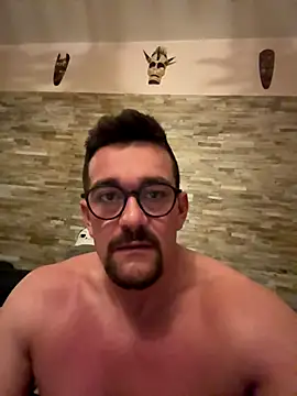 Snapshot of Gentleman_36 chatting on October 26, 2025, 8:20 pm Gentleman 36 online show from October 26, 2025, 8:20 pm