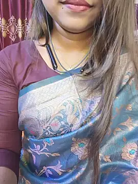 Snapshot of cute_mahi07 chatting on July 1, 2026, 4:51 pm cute mahi07 online show from July 1, 2026, 4:51 pm