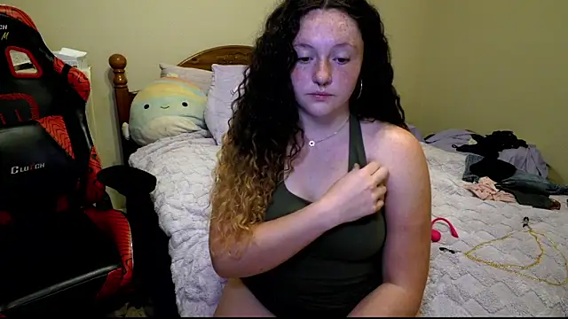 sugasunny04 online show from March 6, 2026, 8:48 pm