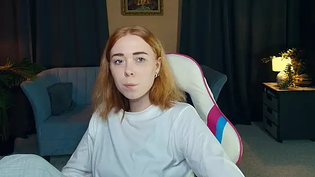 AddieOsler online show from December 4, 2025, 9:03 pm