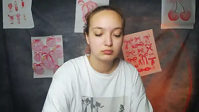 Snapshot of MissAriaa chatting on July 2, 2026, 4:07 am MissAriaa online show from July 2, 2026, 4:07 am
