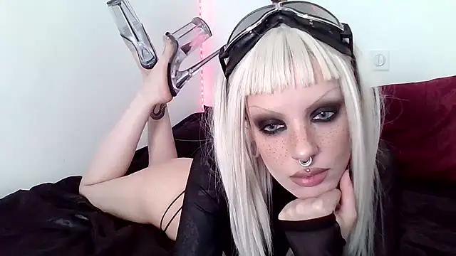 eva nexus online show from February 5, 2026, 6:37 pm