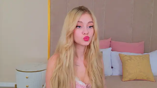 Rose Masson online show from April 15, 2026, 5:46 am