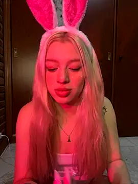 tiffanystarling online show from November 1, 2025, 1:34 am