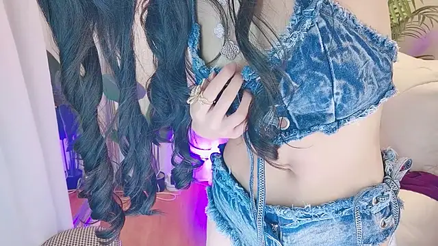 Vv123668 online show from December 18, 2025, 2:54 pm