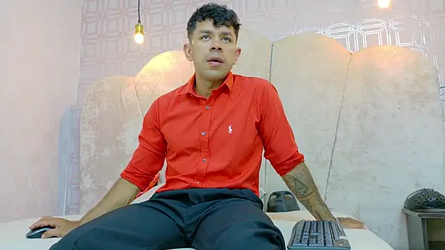 Snapshot of GuysMattel chatting on October 27, 2025, 9:27 pm GuysMattel online show from October 27, 2025, 9:27 pm