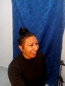 Esmeralda 546 online show from January 13, 2026, 9:08 pm