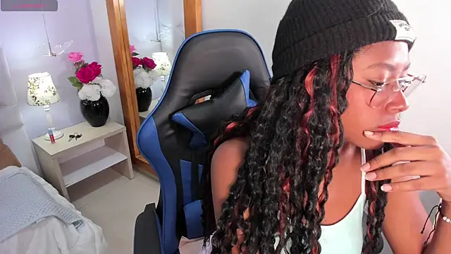 violeta ruizz online show from February 12, 2026, 12:05 pm