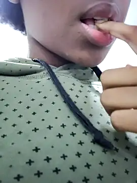 violeta ruizz online show from February 26, 2026, 3:39 am