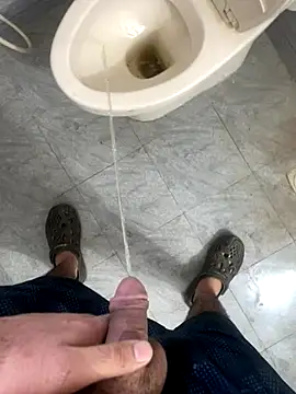 Snapshot of Saifu984 chatting on October 31, 2025, 3:25 am Saifu984 online show from October 31, 2025, 3:25 am