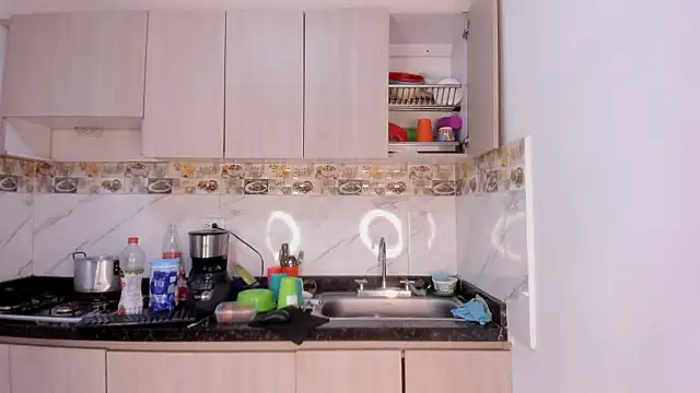 NhoanBrunette online show from March 6, 2026, 1:39 pm