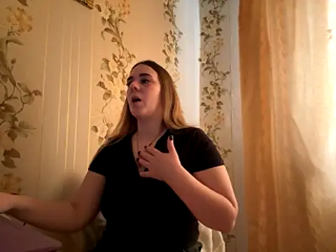 Hanna 777 online show from November 23, 2025, 10:03 am