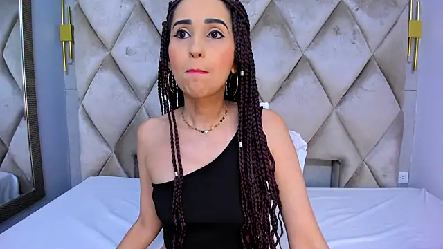 violett rabbit  online show from March 27, 2026, 8:21 pm