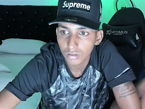 Andrea leo10 online show from January 14, 2026, 11:08 pm