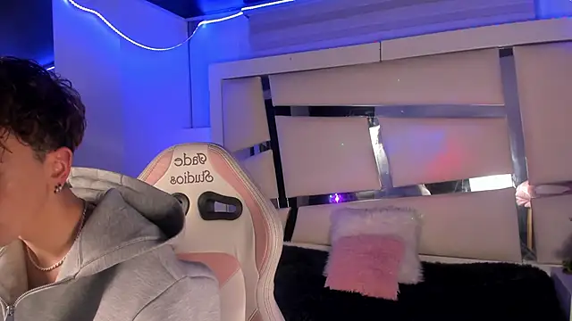 Genesis ask online show from November 28, 2025, 3:17 am