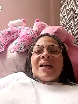 Snapshot of Angie_milf50 chatting on November 2, 2025, 2:33 pm Angie milf50 online show from November 2, 2025, 2:33 pm